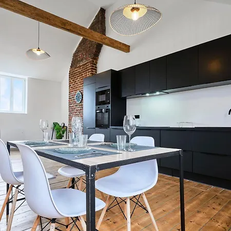 T3 Loft Authentique Hypercentre Apartmán *